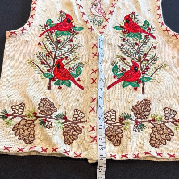 Vintage Embroidered Cardinal & Pinecone Christmas sweater Vest by In Resource M - Picture 4 of 16